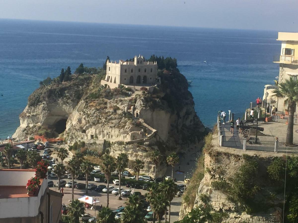 Lo Splendore Del Borgo Apartment Tropea Exterior photo