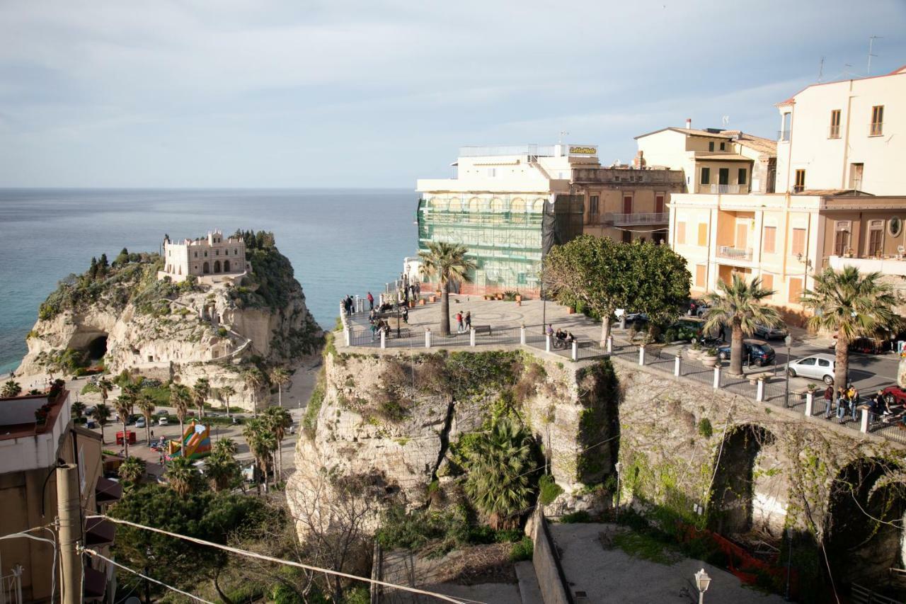 Lo Splendore Del Borgo Apartment Tropea Exterior photo